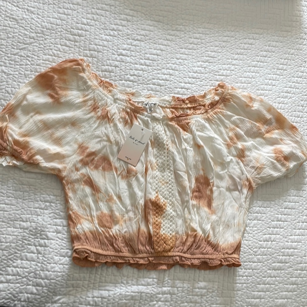 Adorable top.
